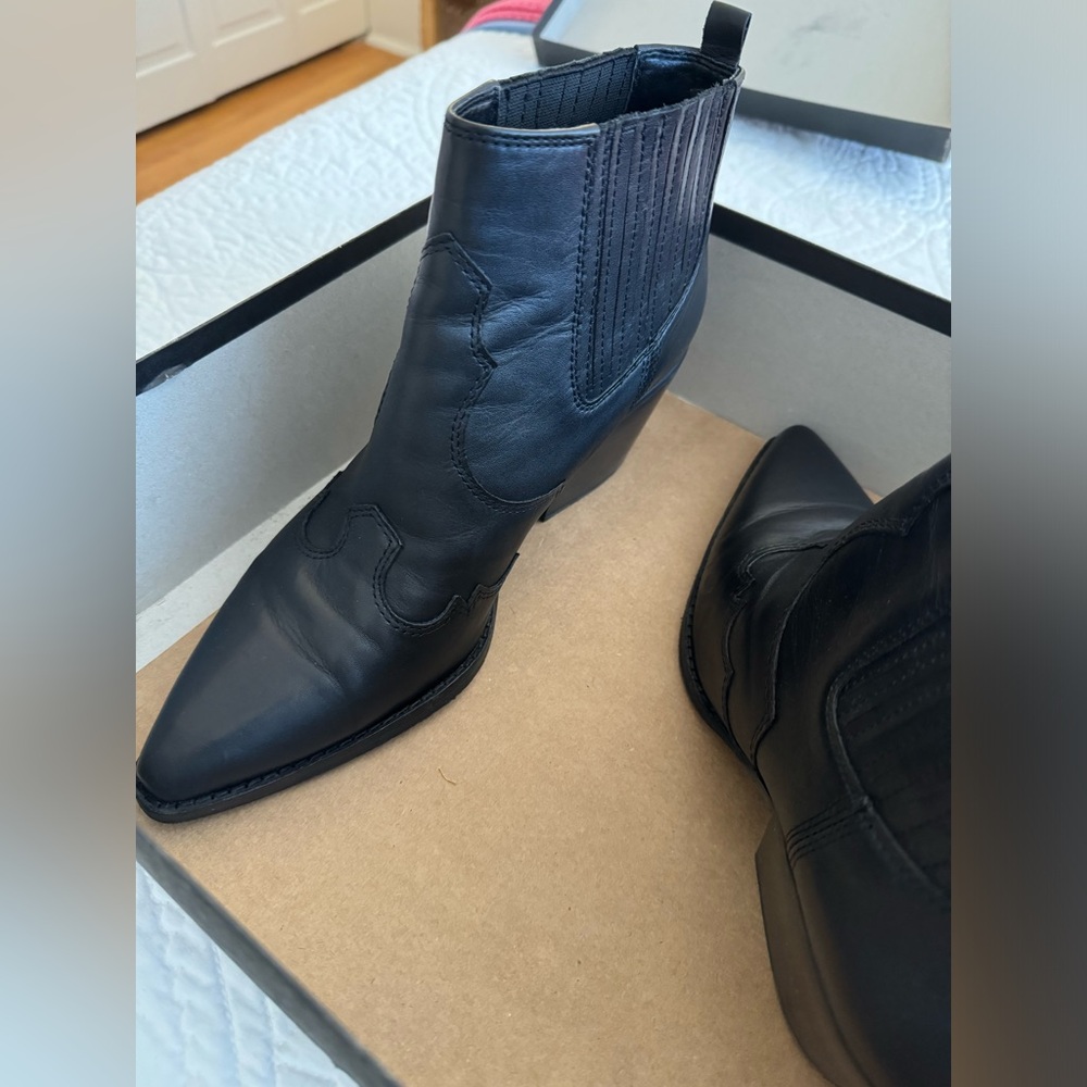 Sam Edelman Black Leather Ankle Boot